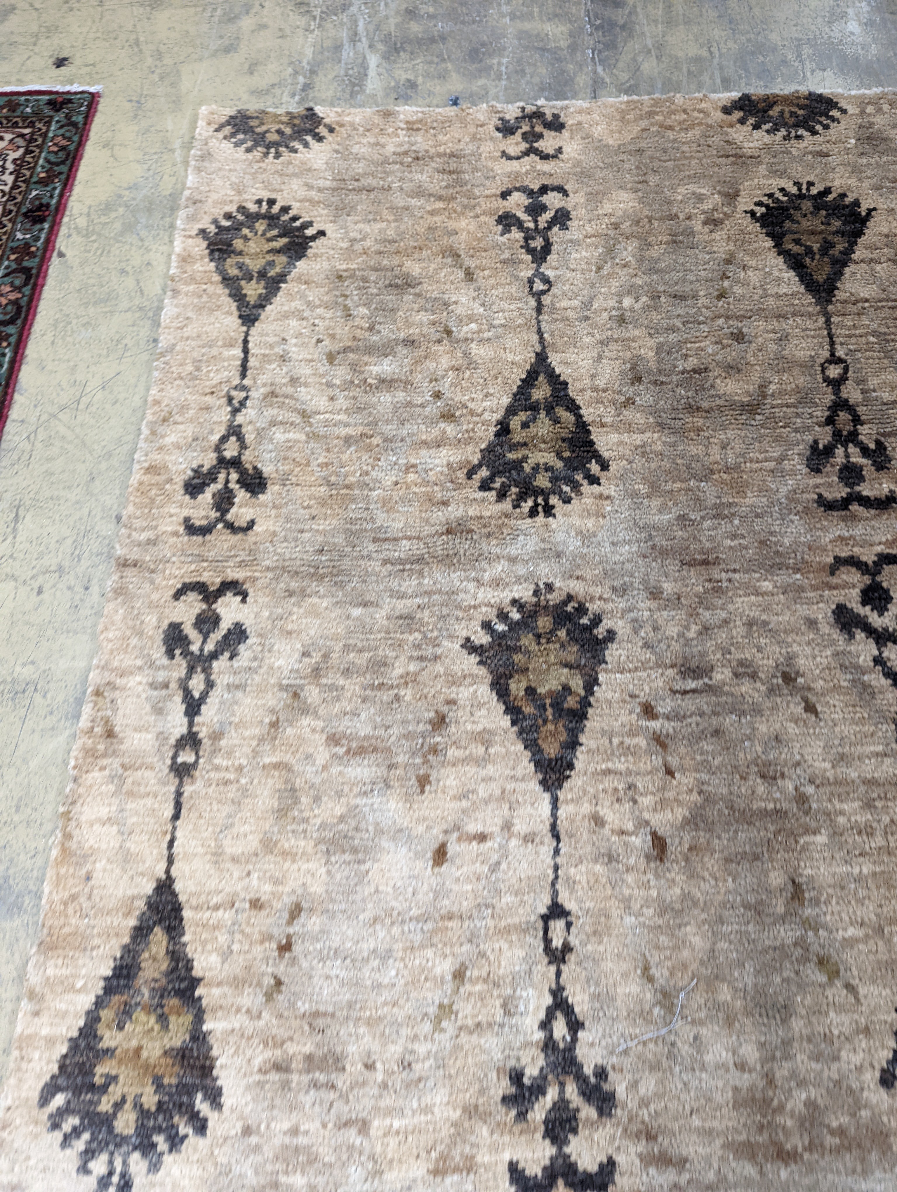 A contemporary Ikat design Jute carpet, 300 x 240cm